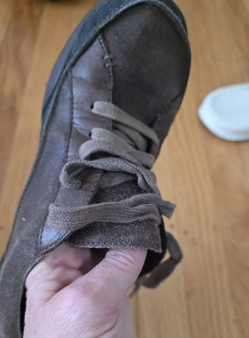 Clarks - Picture 2 of 12